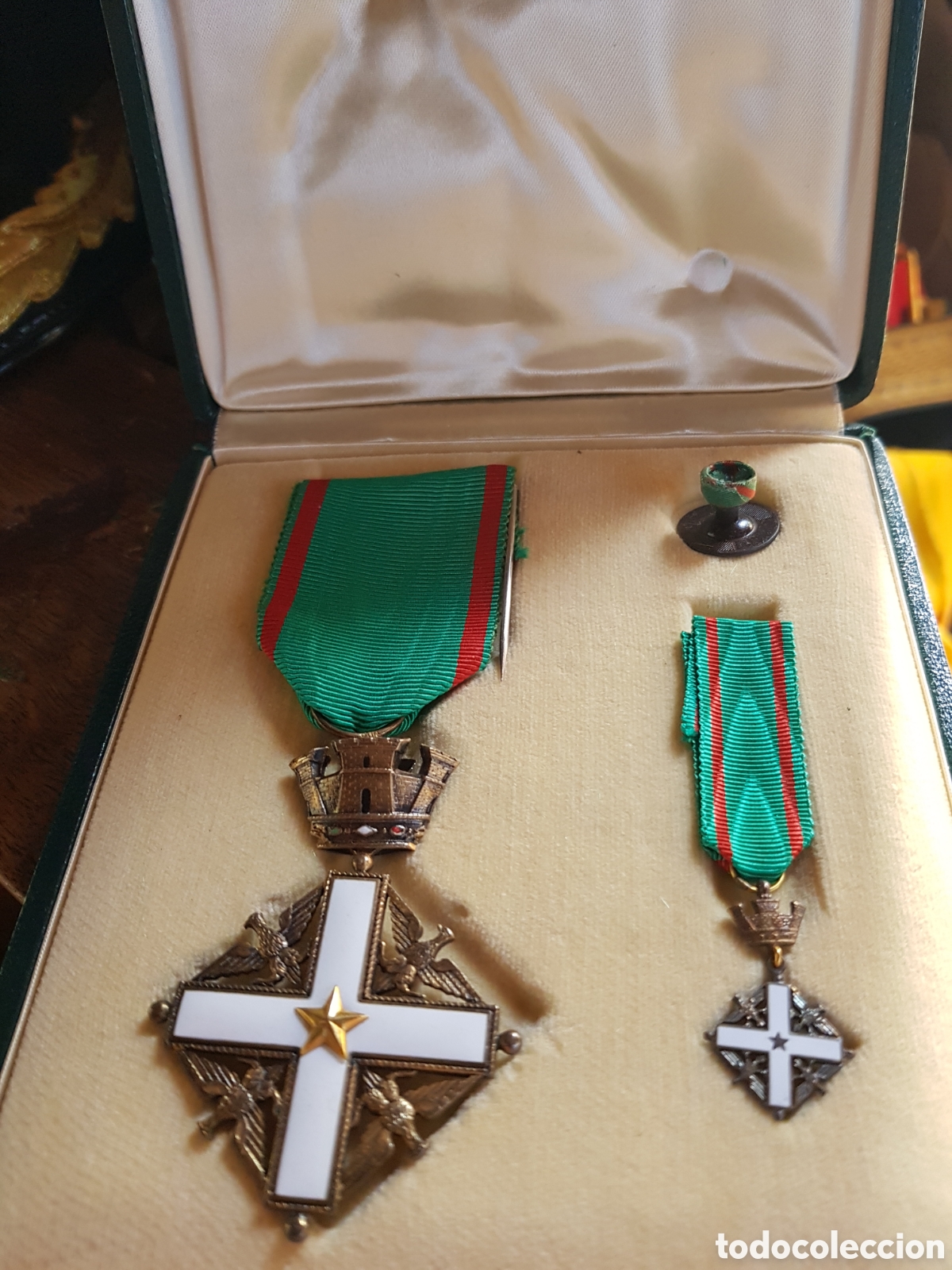 Antiquit&auml;ten: ANTIGUAS CONDECORACIONES ORDEN DE LA REP&Uacute;BLICA ITALIANA EN PLATA Y ESMALTES