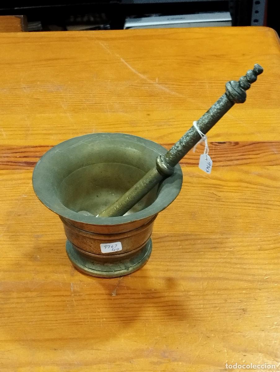 Antig&uuml;edades: MORTERO O ALMIREZ DE BRONCE CON CORRESPONDIENTE MAZA. - Foto 1