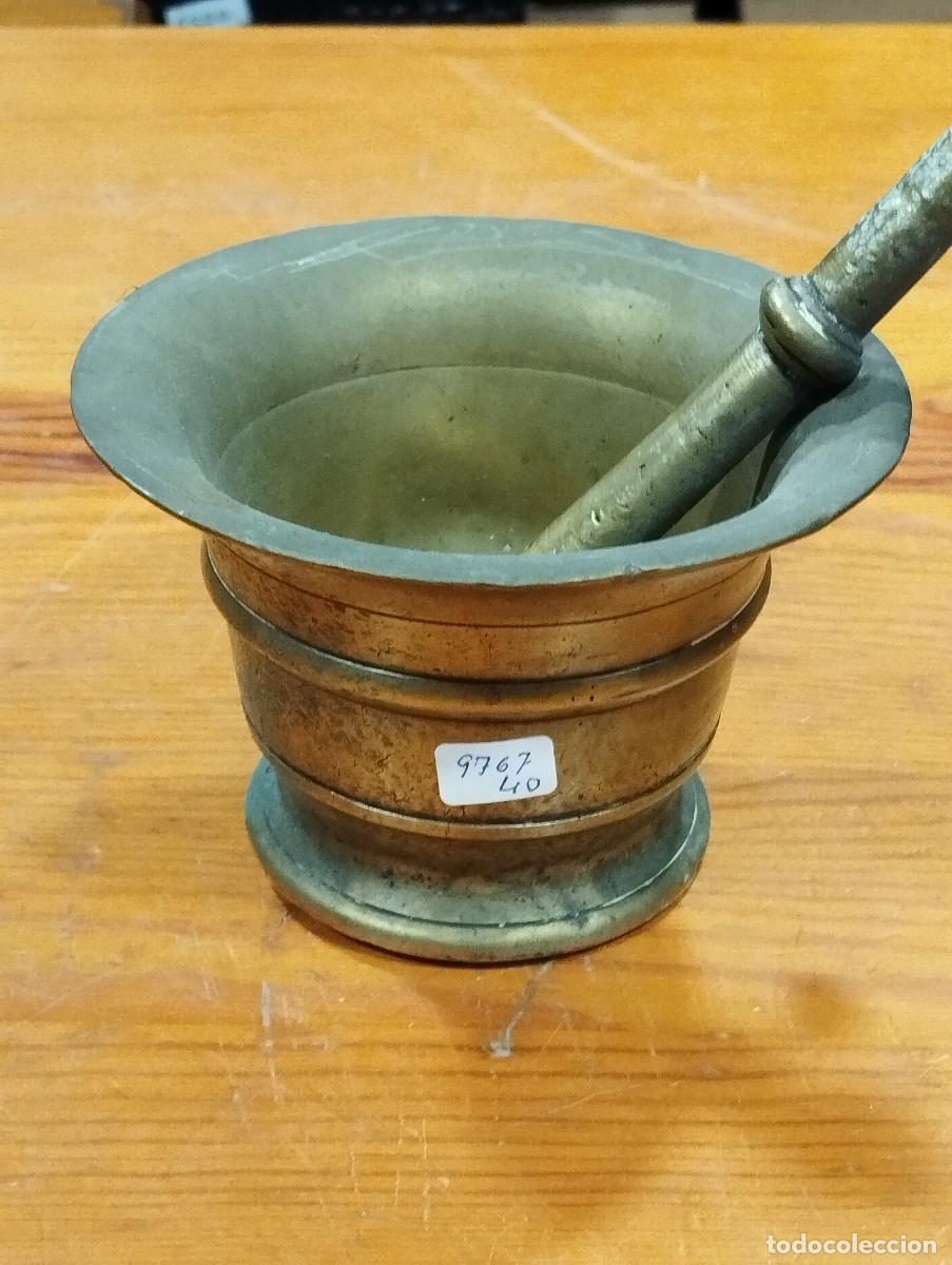 Antig&uuml;edades: MORTERO O ALMIREZ DE BRONCE CON CORRESPONDIENTE MAZA. - Foto 2