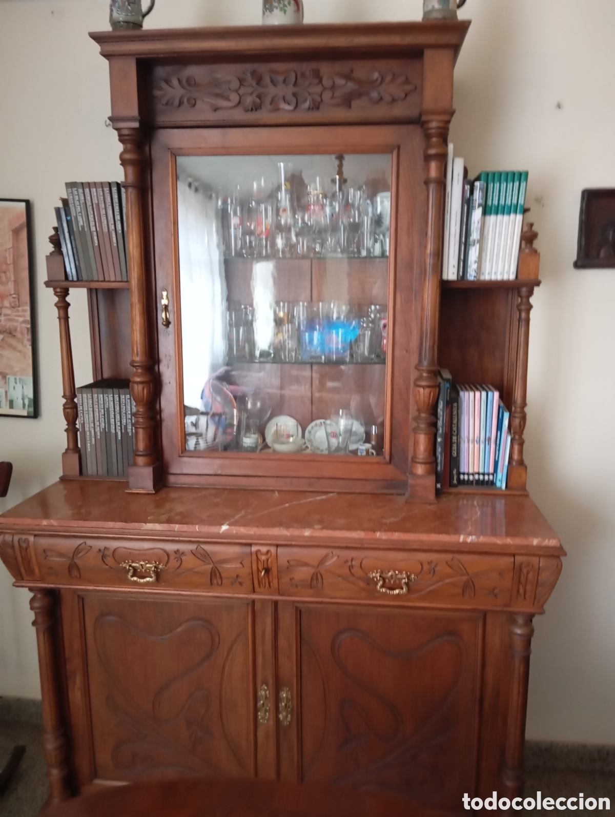 Antig&uuml;edades: Buffet de Nogal restaurado - Foto 1