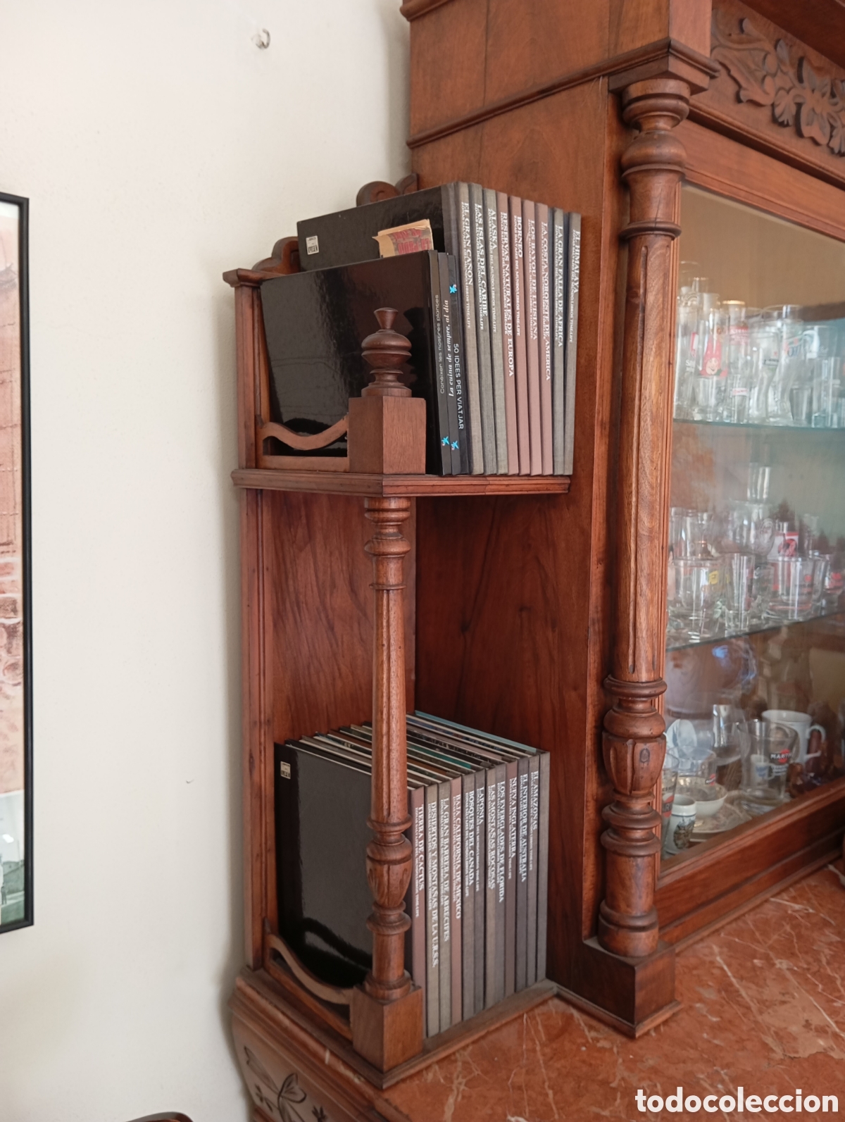Antig&uuml;edades: Buffet de Nogal restaurado - Foto 4