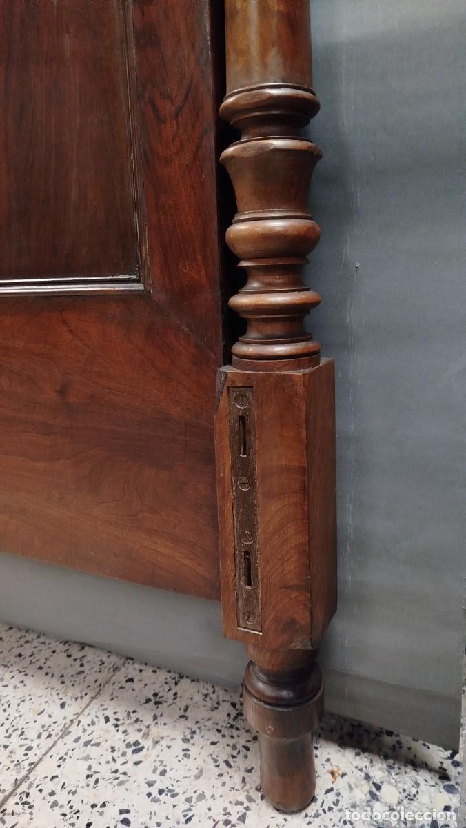 Antig&uuml;edades: CAMA DE MADERA DE NOGAL ESTILO LUIS XV - Foto 20