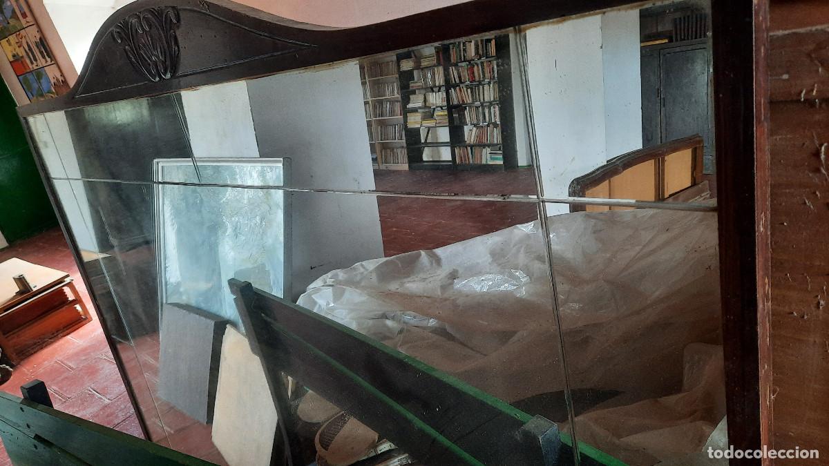 Antig&uuml;edades: mueble de comedor con espejo - Foto 5