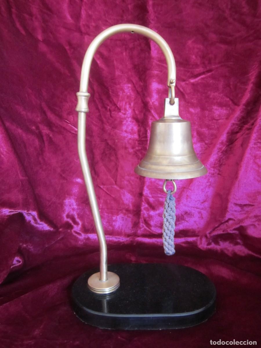 Antig&uuml;edades: CAMPANA DE BRONCE CON SOPORTE SOBREMESA - Foto 2