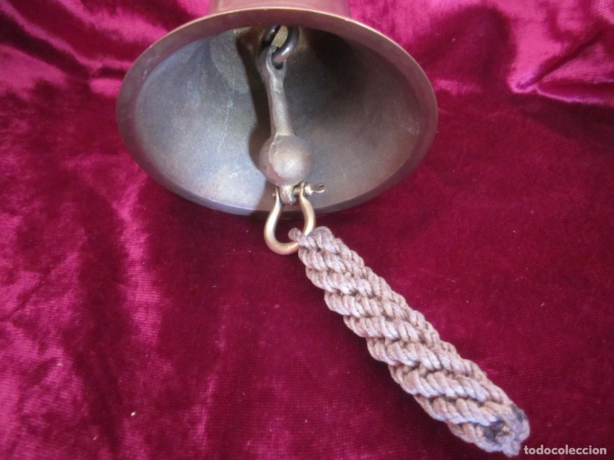 Antig&uuml;edades: CAMPANA DE BRONCE CON SOPORTE SOBREMESA - Foto 10