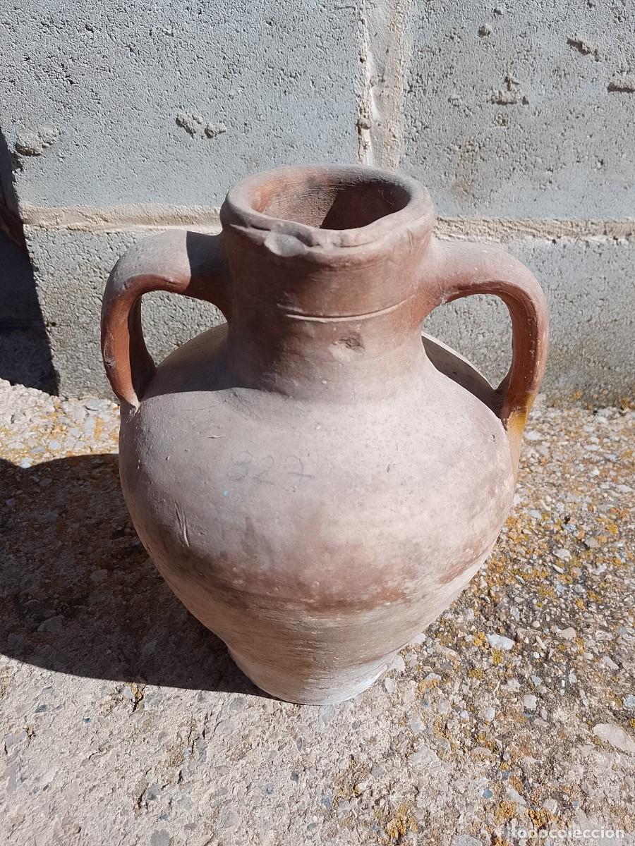 Antig&uuml;edades: C&aacute;ntaro de barro de 24 cms - Foto 1