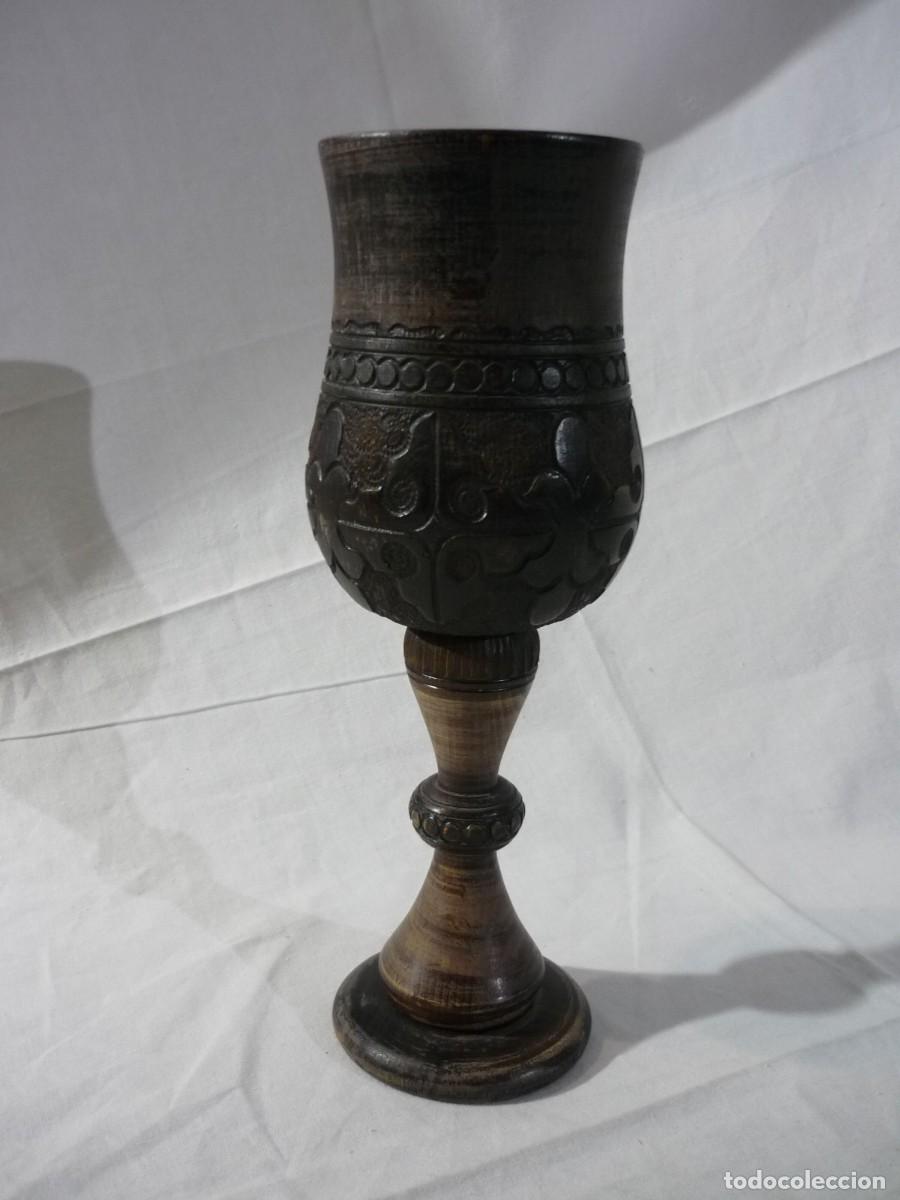 Antig&uuml;edades: Copa grande tallada en madera - Foto 6
