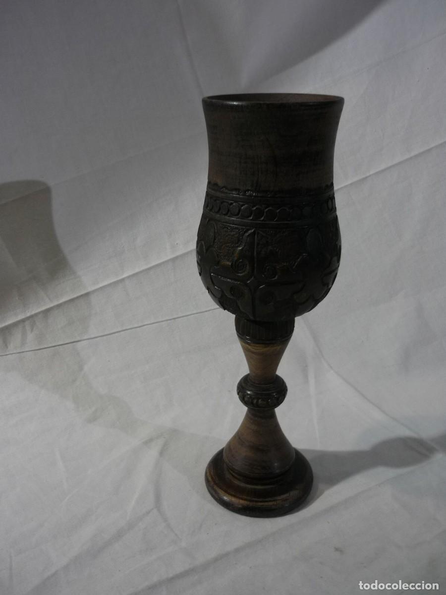 Antig&uuml;edades: Copa grande tallada en madera - Foto 7
