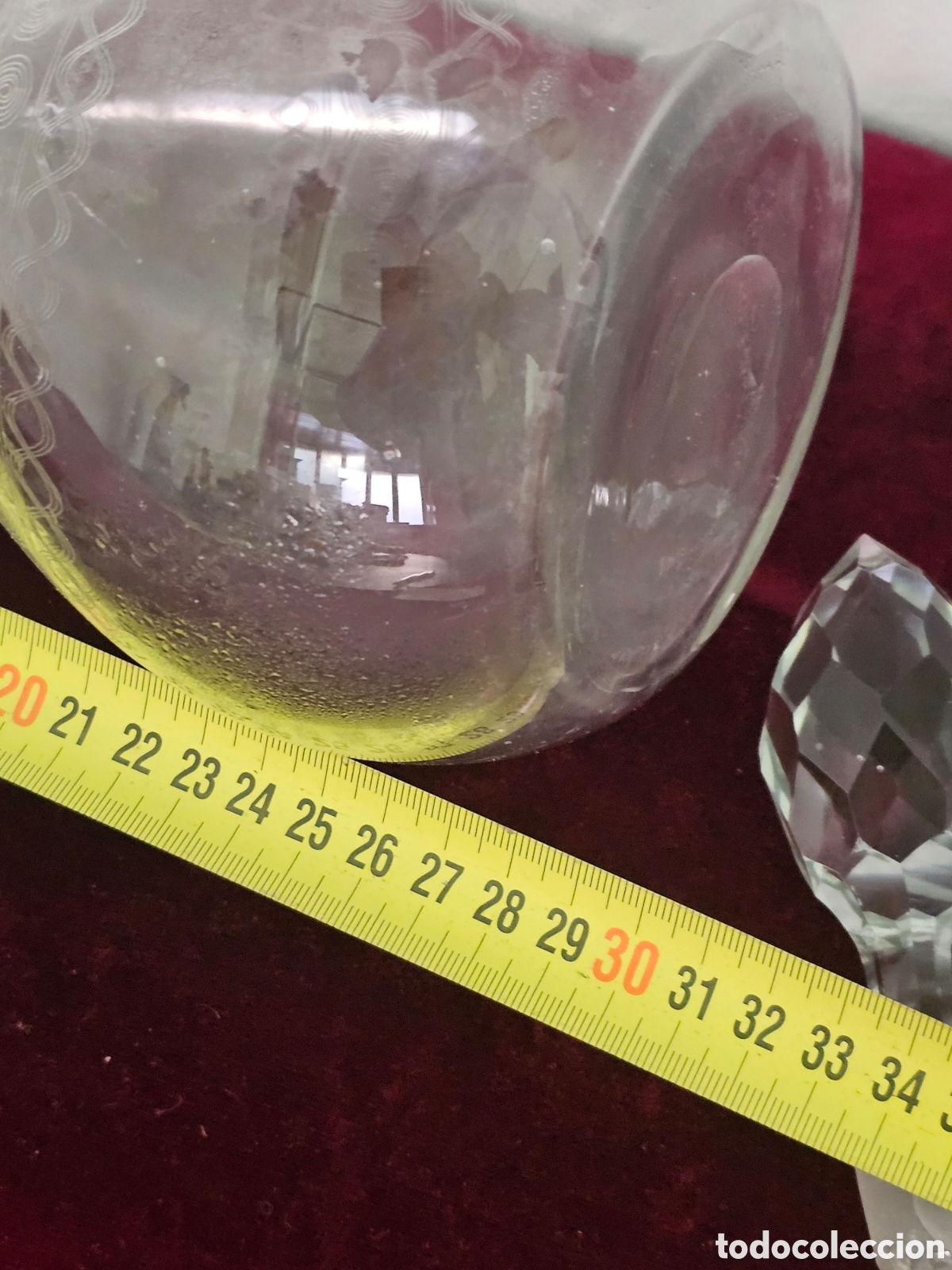Antig&uuml;edades: Magn&iacute;fica botella de cristal grabado - Foto 7
