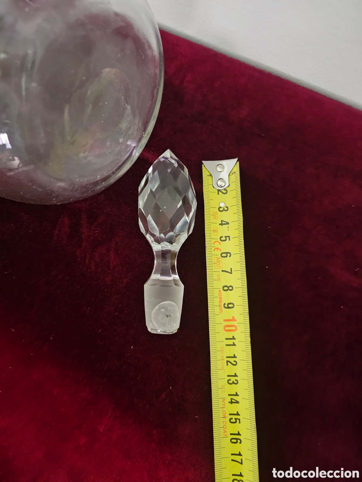 Antig&uuml;edades: Magn&iacute;fica botella de cristal grabado - Foto 8