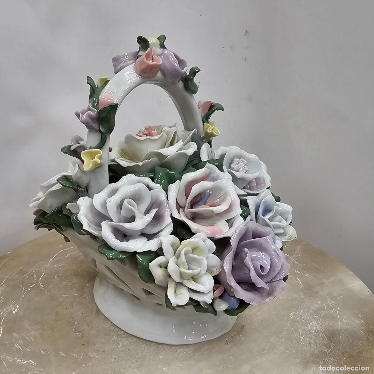 Antig&uuml;edades: Cesta de flores de porcelana - Foto 3