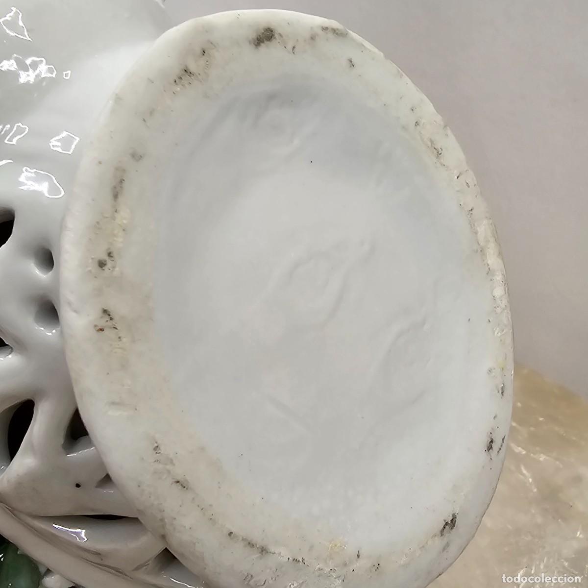 Antig&uuml;edades: Cesta de flores de porcelana - Foto 4