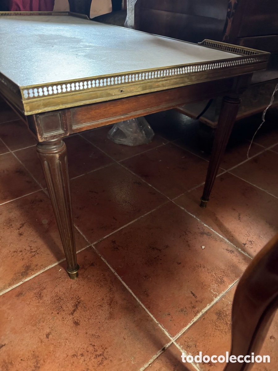 Antig&uuml;edades: Gran mesa baja de sal&oacute;n - Foto 2