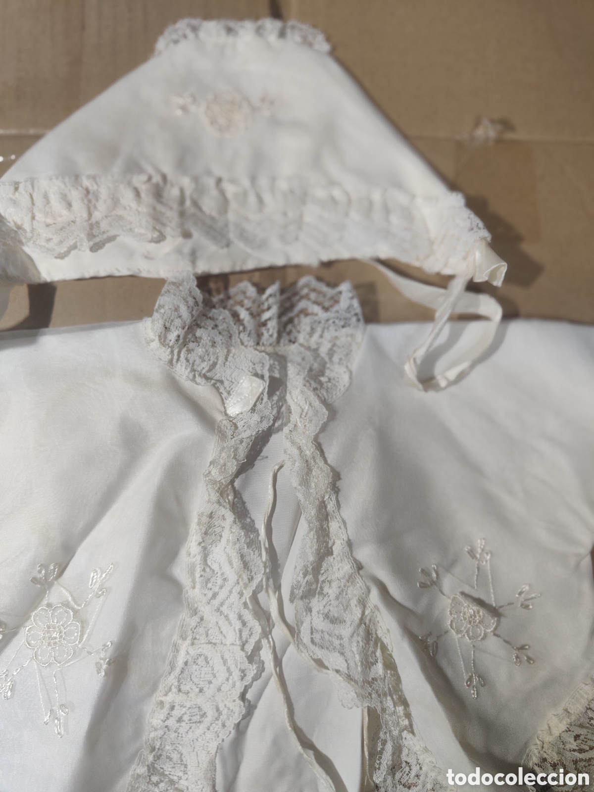 Antig&uuml;edades: ROPA DE BAUTISMO GORRITO Y BLUSITA - Foto 3