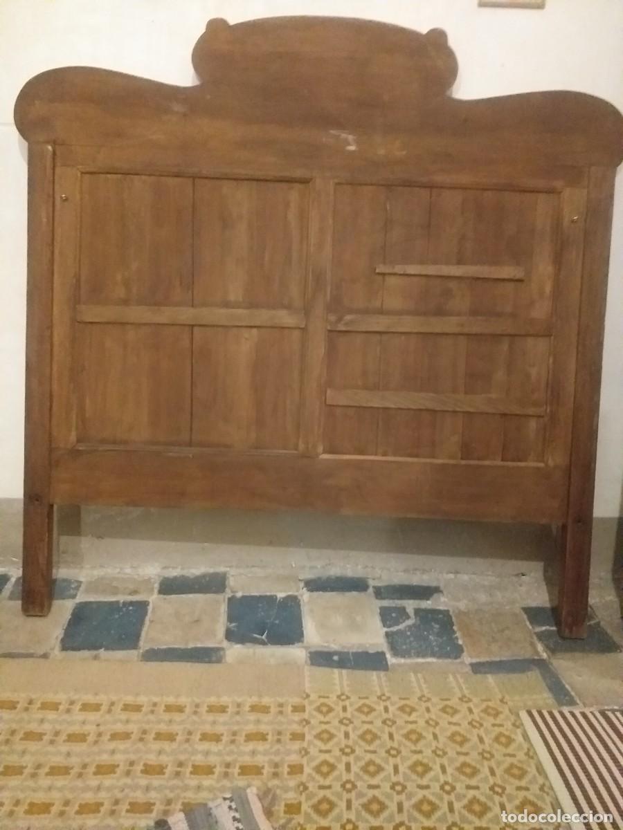 Antig&uuml;edades: Cabezal de cama modernista. - Foto 2