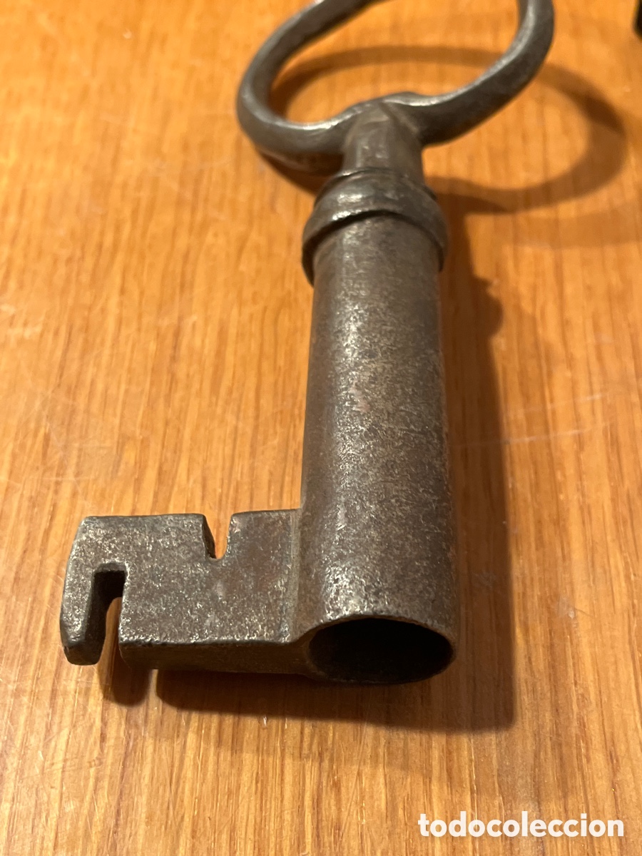 Antig&uuml;edades: Llave siglo XIX de colecci&oacute;n - Foto 3