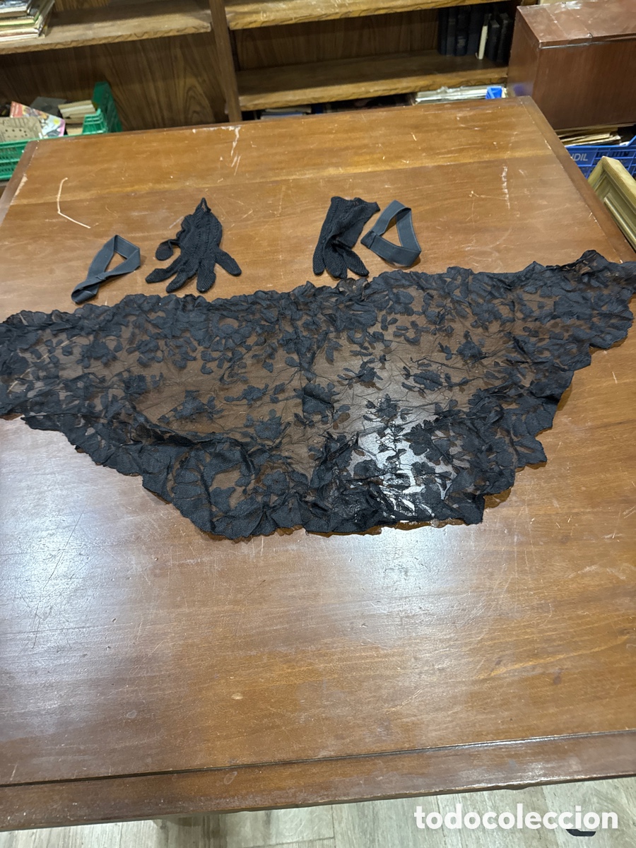 Antig&uuml;edades: MANTILLA ANTIGUA BLONDA - Foto 1
