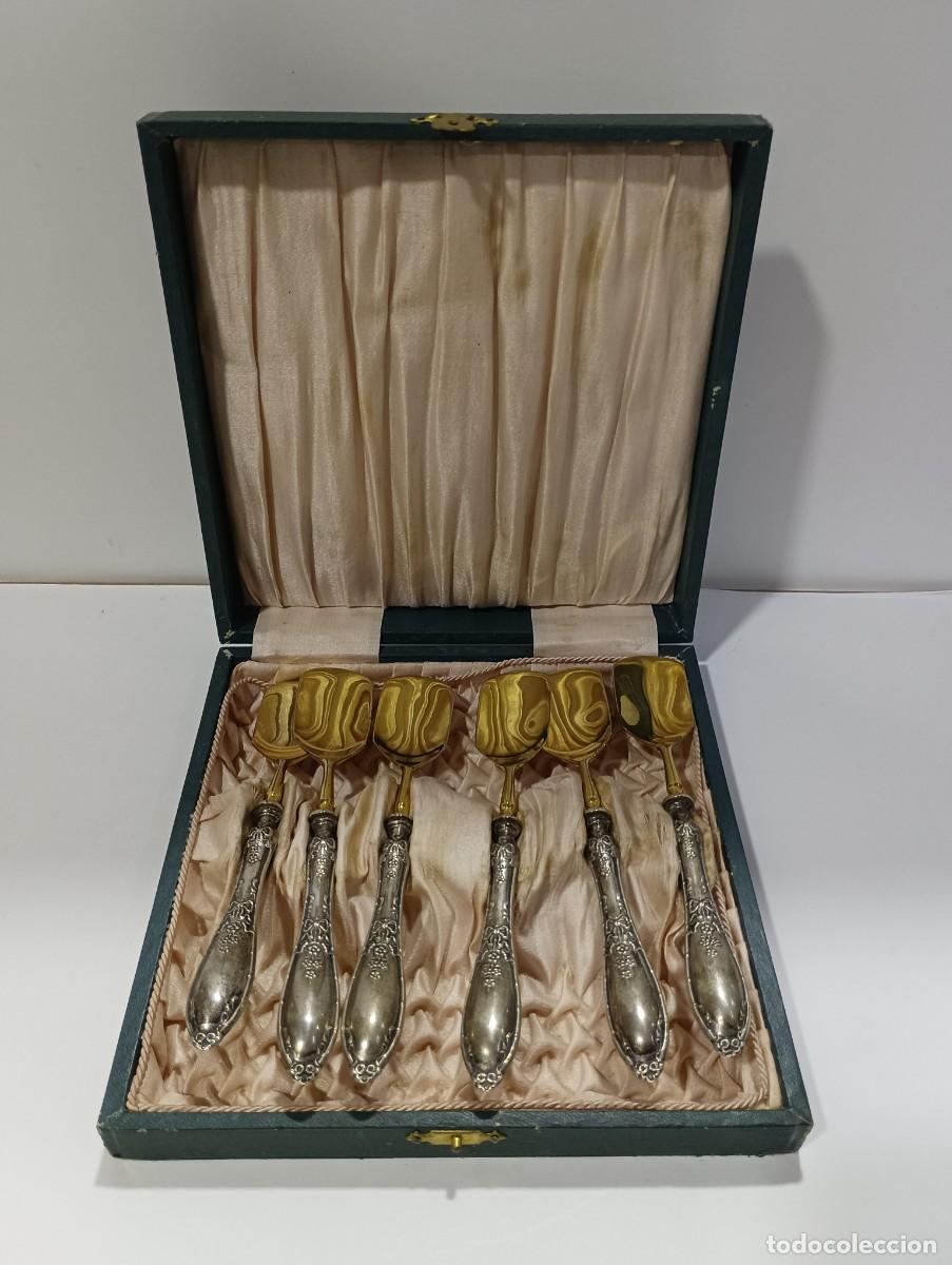 Antig&uuml;edades: CUCHARAS CON MANGO DE PLATA REPUJADA - Foto 1