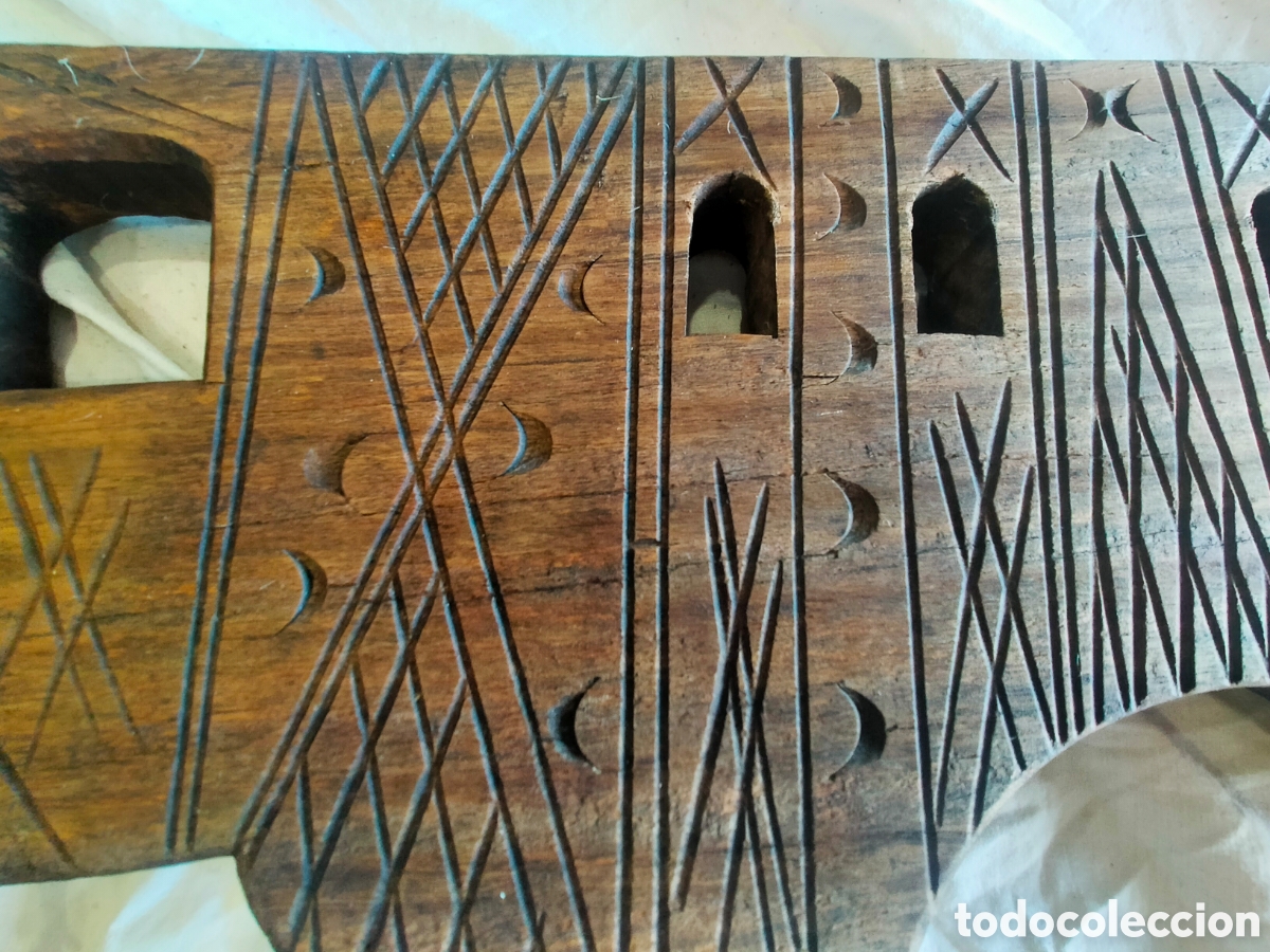 Antig&uuml;edades: Yugo antiguo de madera maciza - Foto 4