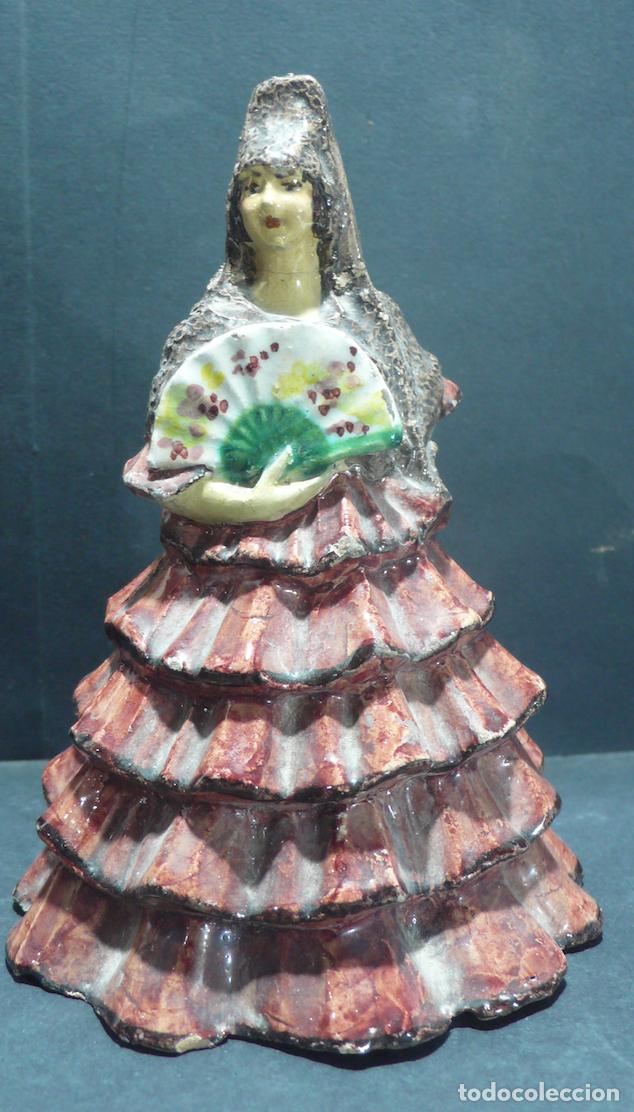 Antig&uuml;edades: MUJER VALENCIANA EN CERAMICA