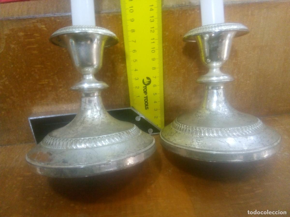 Antig&uuml;edades: PAREJA DE CANDELABROS GEMELOS - Foto 4