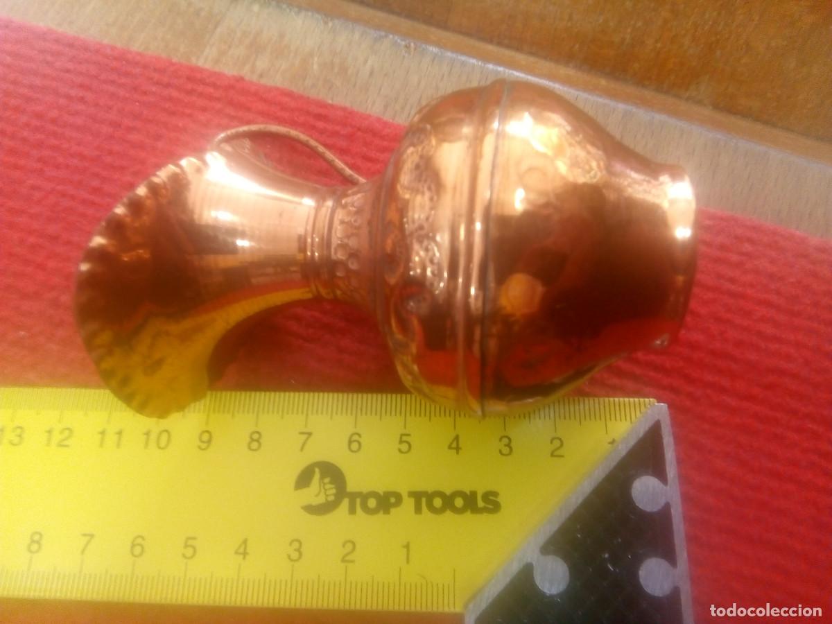 Antig&uuml;edades: JARRA CON ASA COBRE REPUJADO - Foto 3