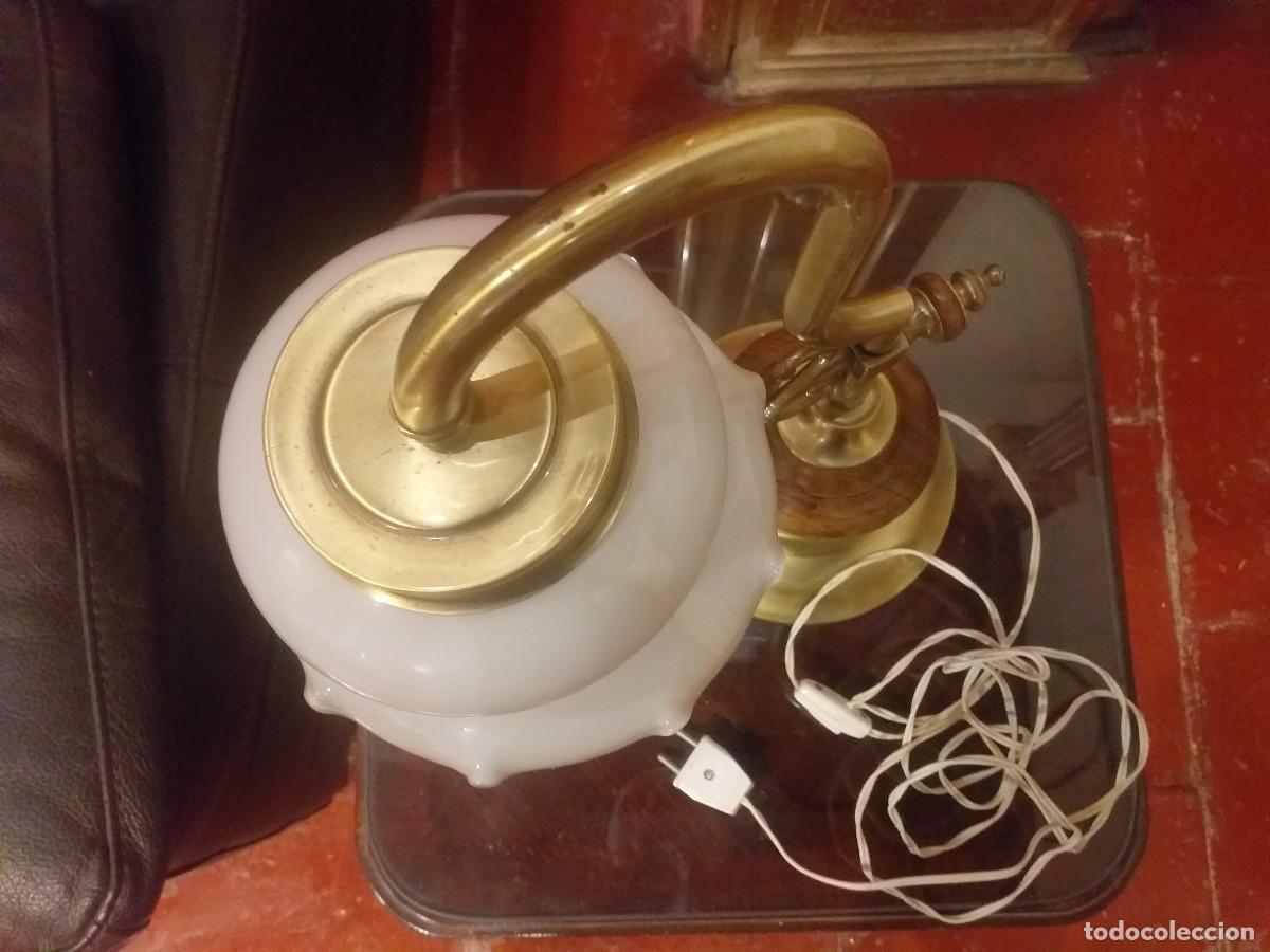 Antig&uuml;edades: L&aacute;mpara modernista con gran tulipa - Foto 2