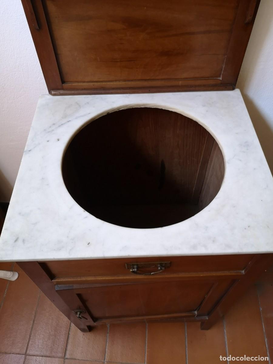 Antig&uuml;edades: Antiguo lavabo de madera y marmol con espejo - Foto 6