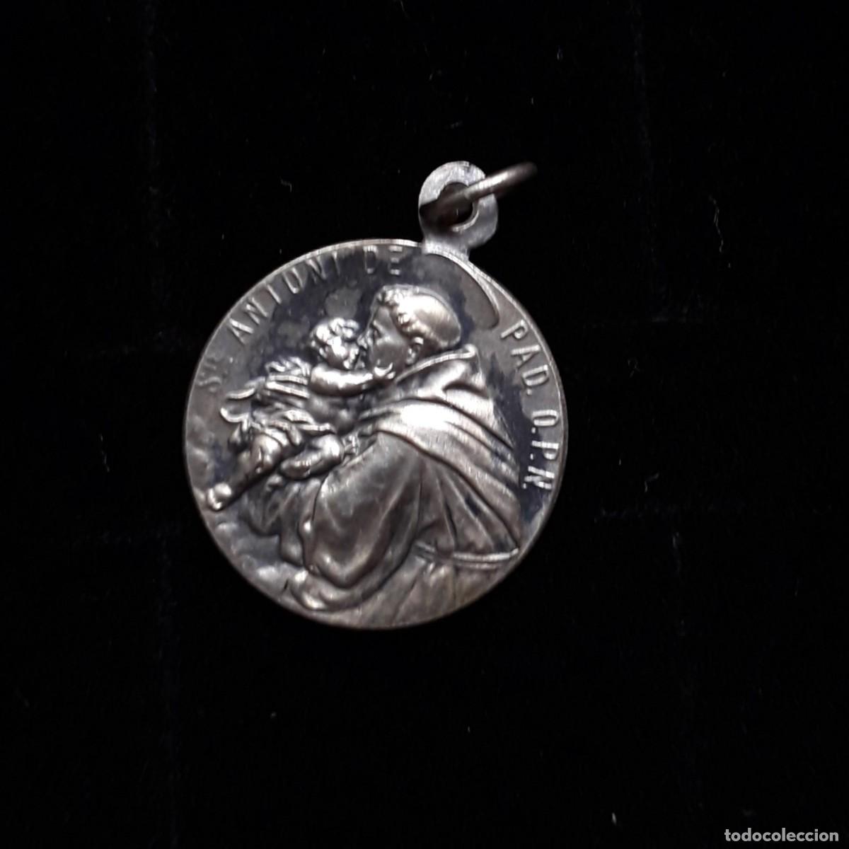 Antig&uuml;edades: Medalla plata S. Antonio de Padua - Foto 1