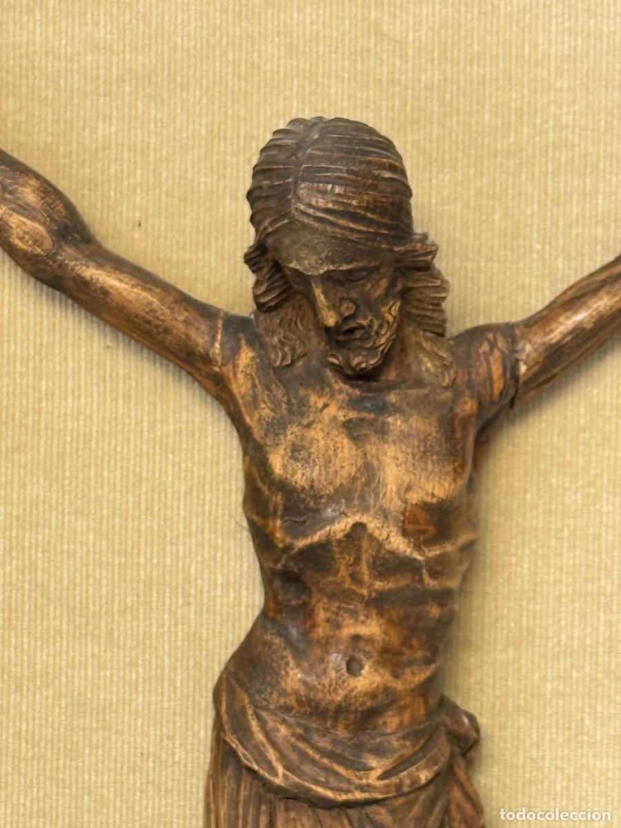 Antig&uuml;edades: TALLA DE CRISTO ENMARCADO - S. XIX - Foto 3