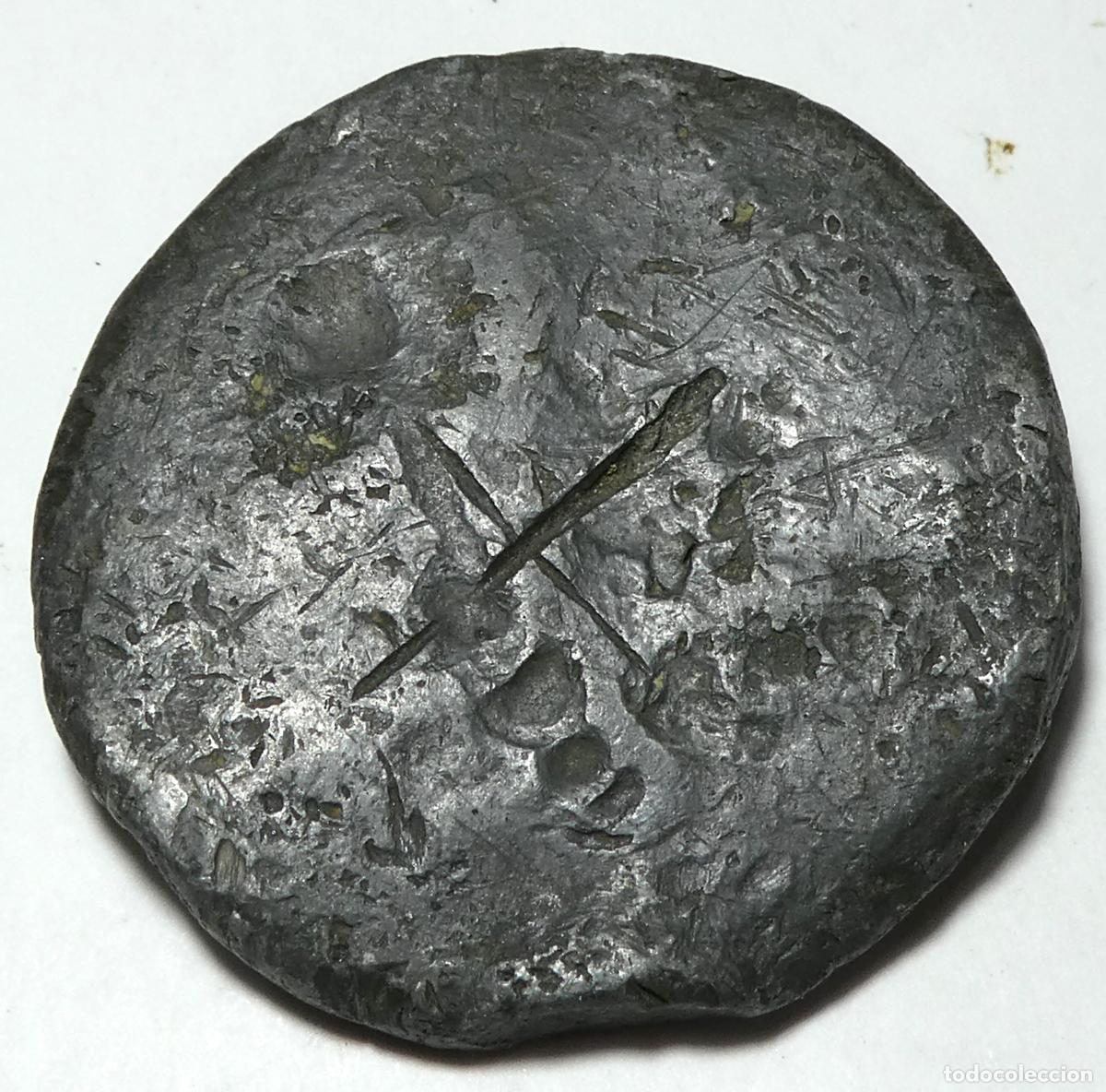 Antig&uuml;edades: Antiguo plomo a identificar ,mide 4 cm, 46 gr - Foto 2