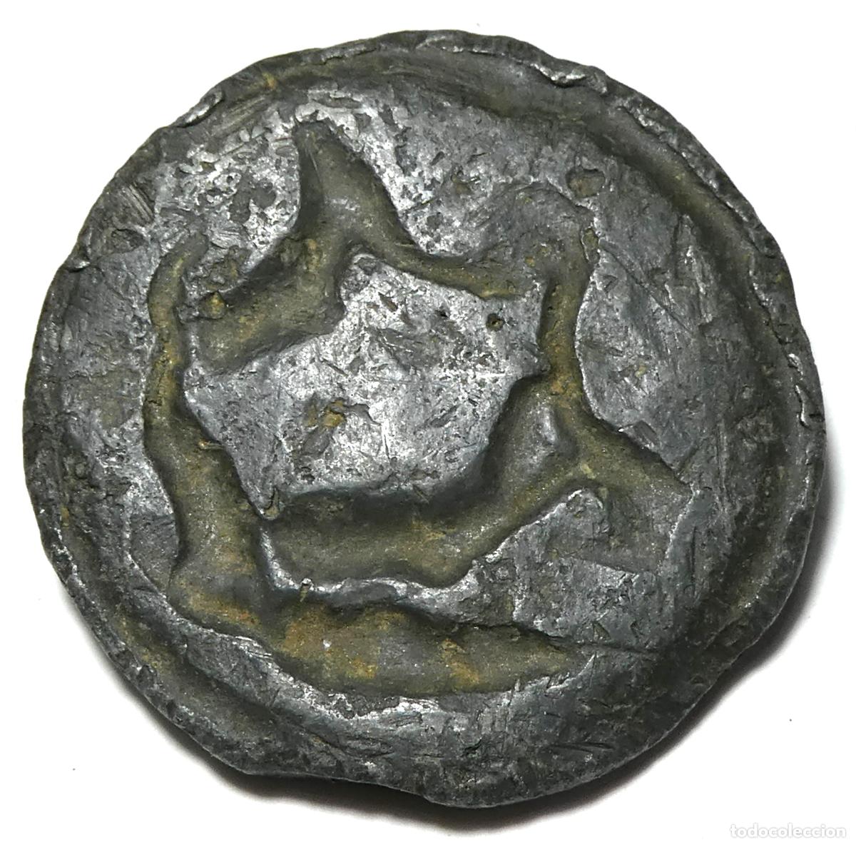 Antig&uuml;edades: Antiguo plomo a identificar ,mide 4 cm, 46 gr - Foto 1