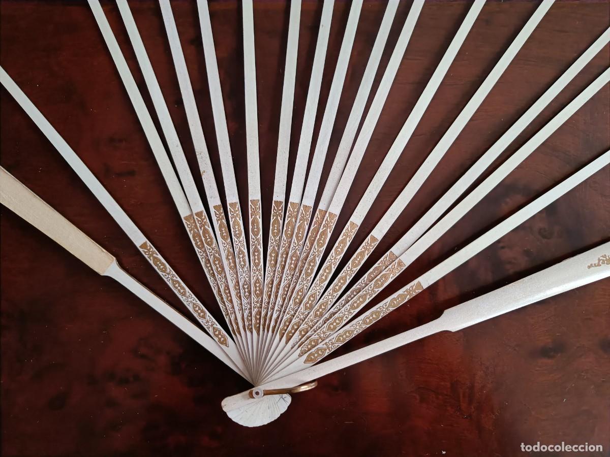 Antig&uuml;edades: Dos Varillajes: madera y hueso. - Foto 2