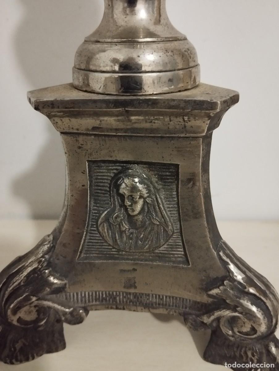 Antig&uuml;edades: Candelabros y crucifijo de capilla - Foto 5