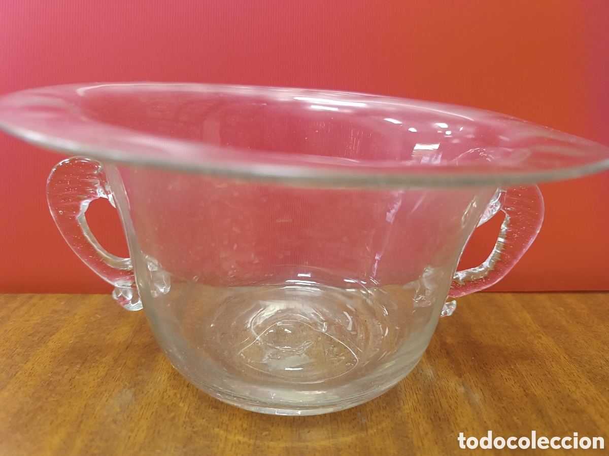 Antig&uuml;edades: Antiguo orinal infantil de cristal - Foto 1