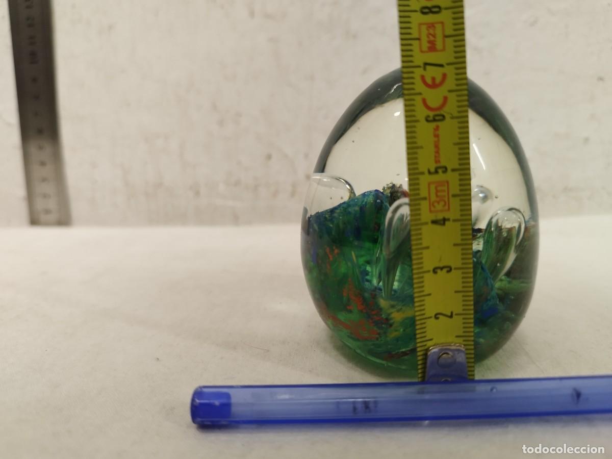 Antig&uuml;edades: Antiguo pisapapeles de cristal. - Foto 6