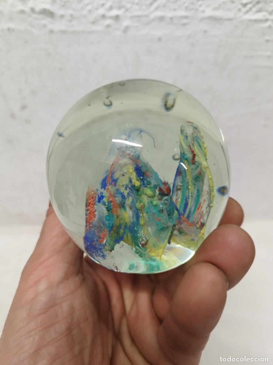 Antig&uuml;edades: Antiguo pisapapeles de cristal. - Foto 4