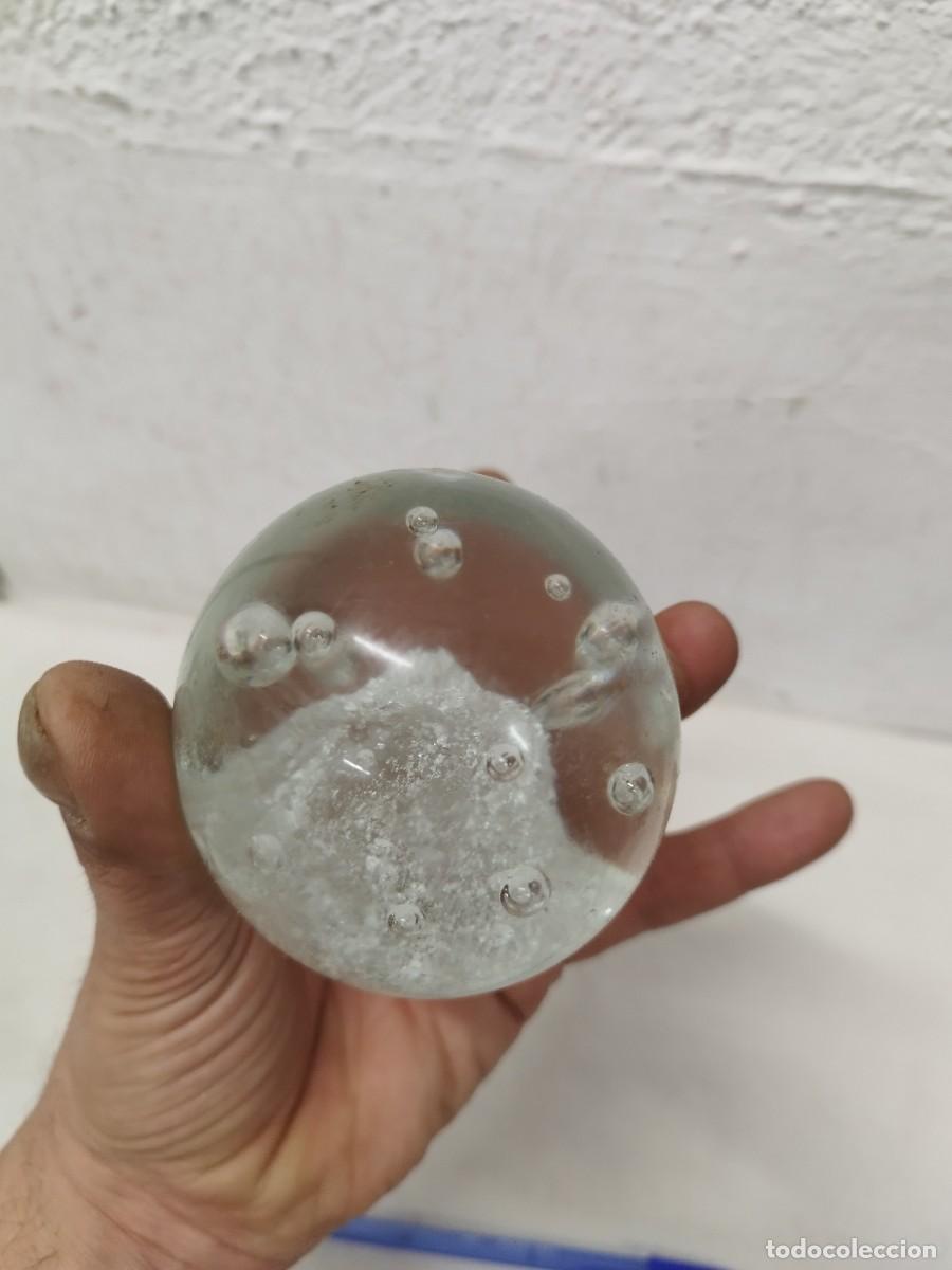 Antig&uuml;edades: Antiguo pisapapeles de cristal. - Foto 4