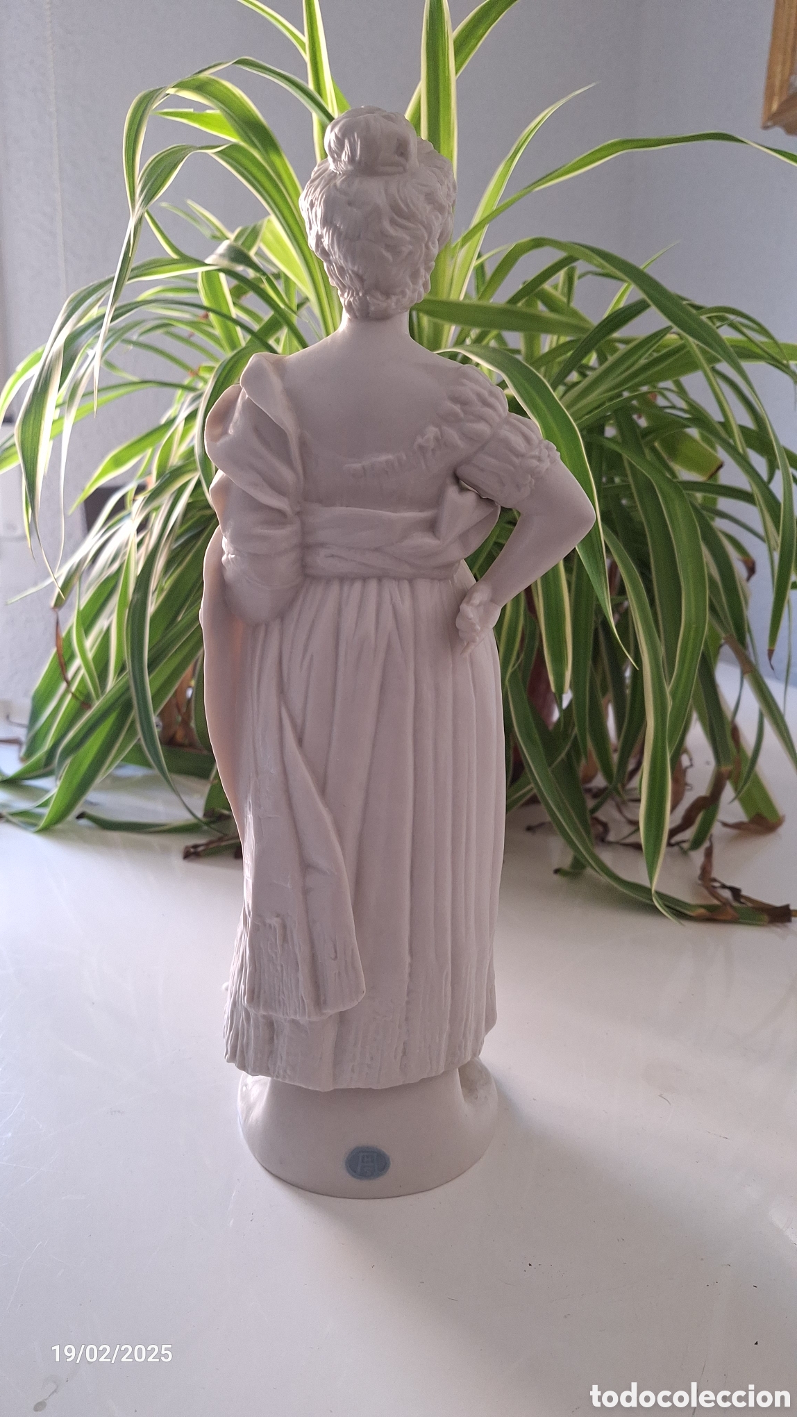 Antig&uuml;edades: Figura porcelana algora - Foto 2