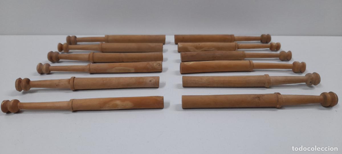 Antig&uuml;edades: BOLILLOS ANTIGUOS EN MADERA - Foto 3