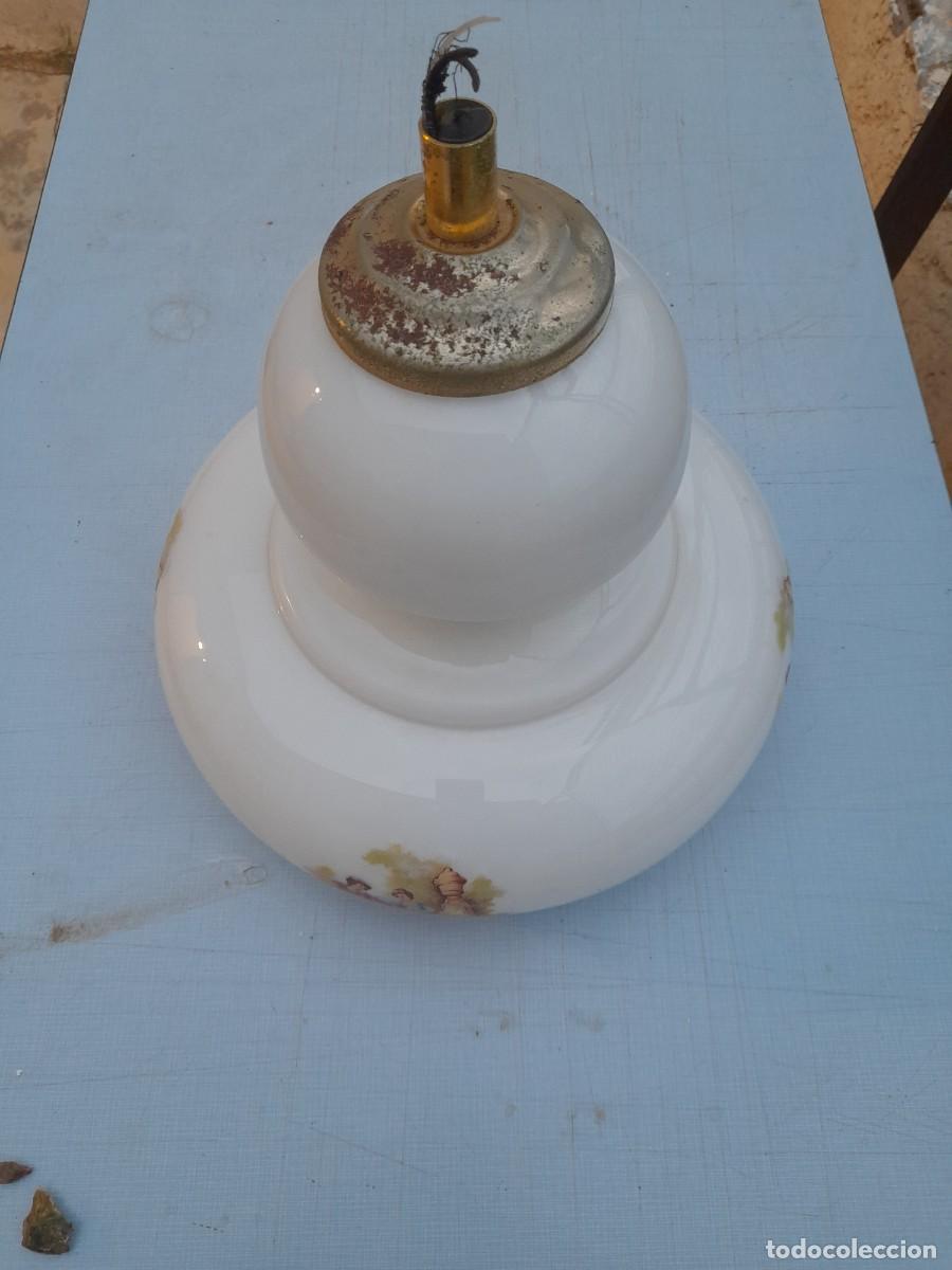 Antig&uuml;edades: Lampara de cristal opalina blanca vintage - Foto 5
