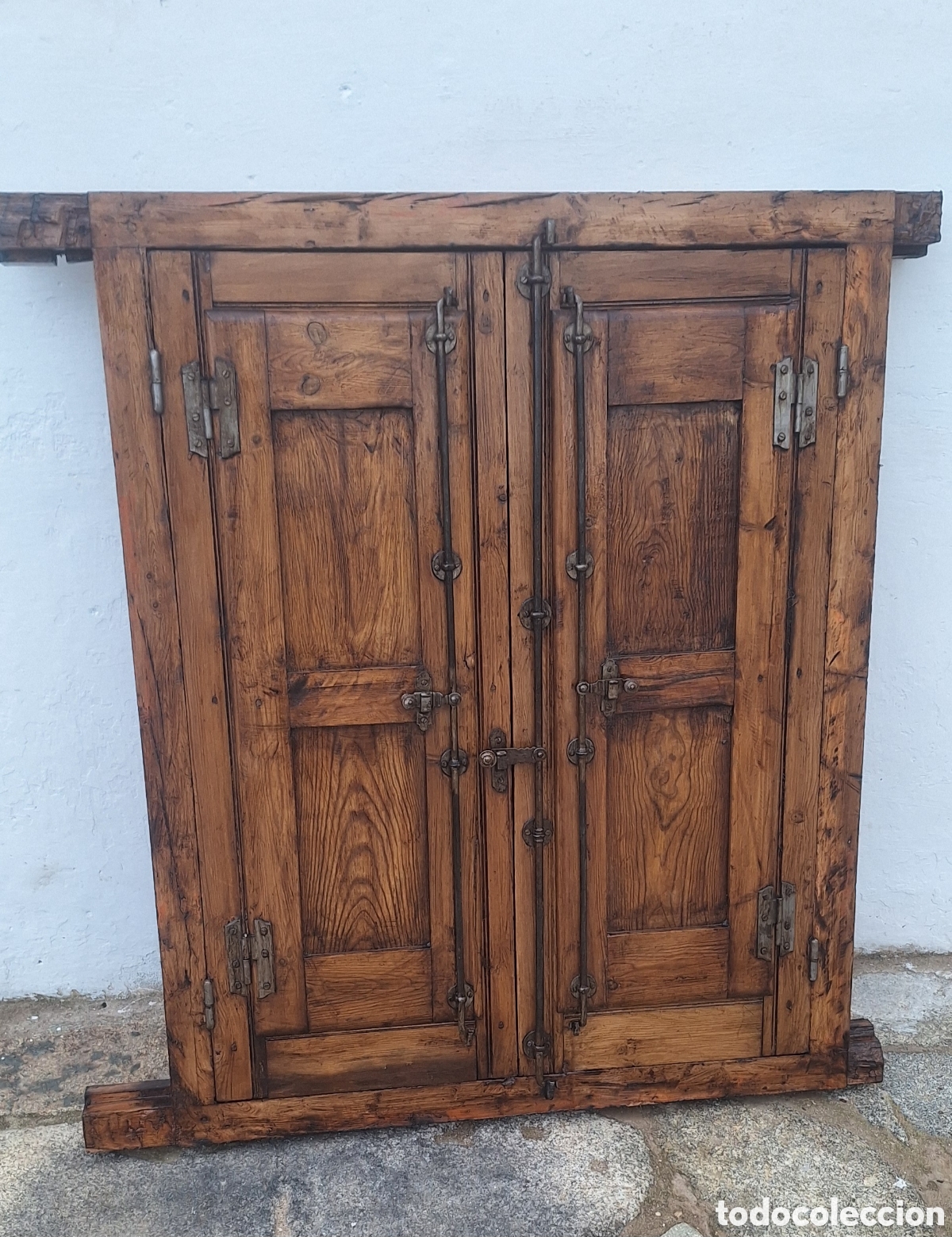 Antig&uuml;edades: Reja de madera con dos contraventanas - Foto 2