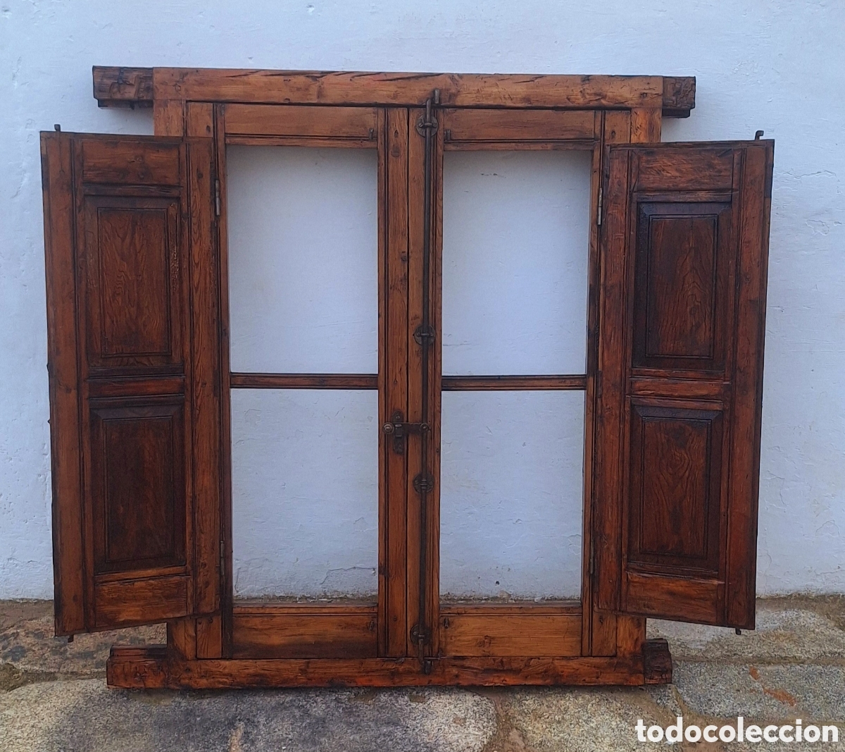 Antig&uuml;edades: Reja de madera con dos contraventanas - Foto 4
