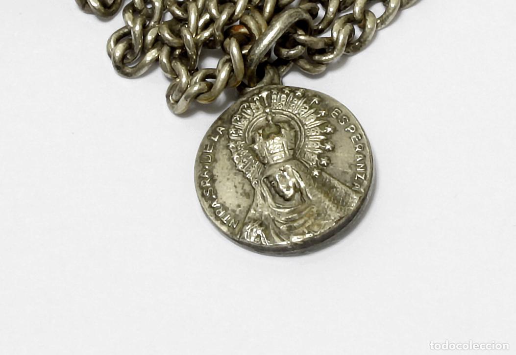 Antig&uuml;edades: COLLAR CON MEDALLITA VIRGEN DE LA ESPERANZA / GRAN PODER - Foto 1