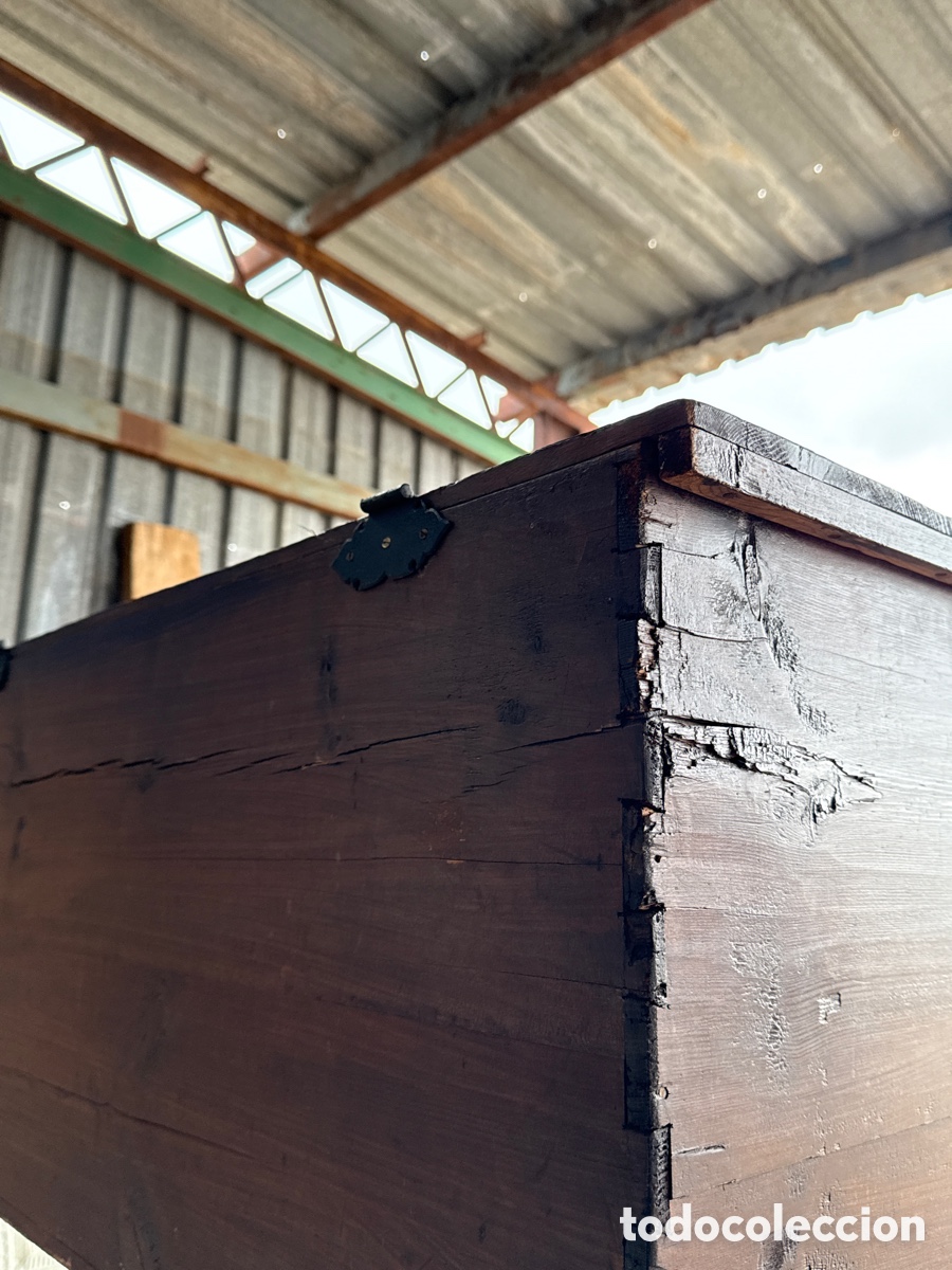 Antig&uuml;edades: Arca o ba&uacute;l de madera estilo castellano - Foto 2