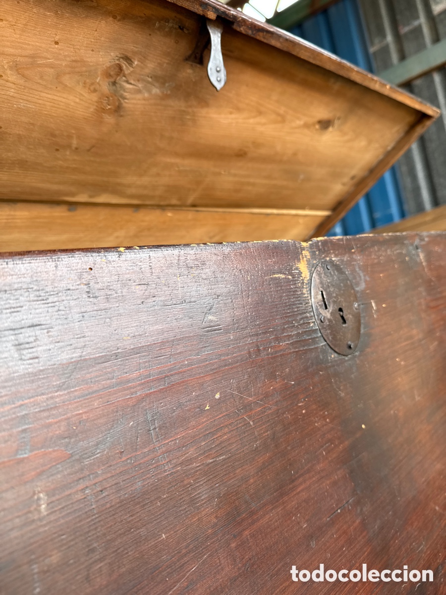 Antig&uuml;edades: Arca o ba&uacute;l de madera estilo castellano - Foto 3