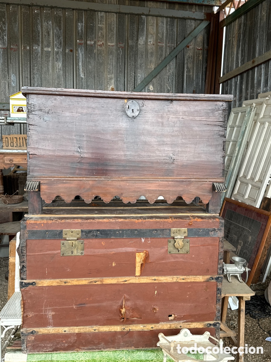 Antig&uuml;edades: Arca o ba&uacute;l de madera estilo castellano - Foto 1