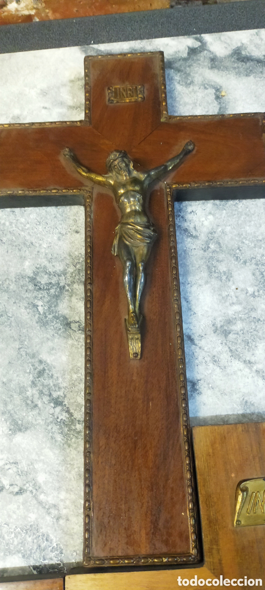Antig&uuml;edades: 4 , crucifijos diferentes materiales - Foto 17