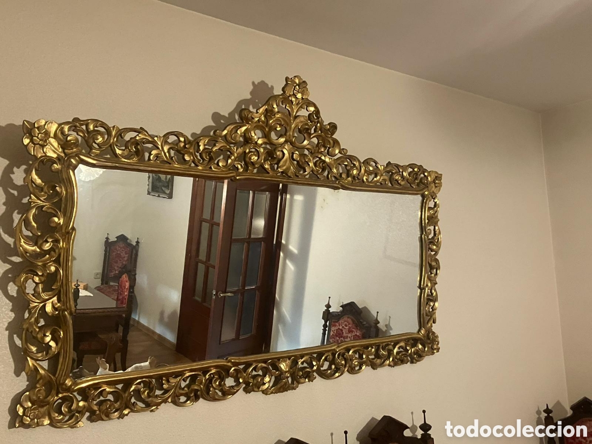 Antig&uuml;edades: Espejo de pared en madera y pan de oro - Foto 1