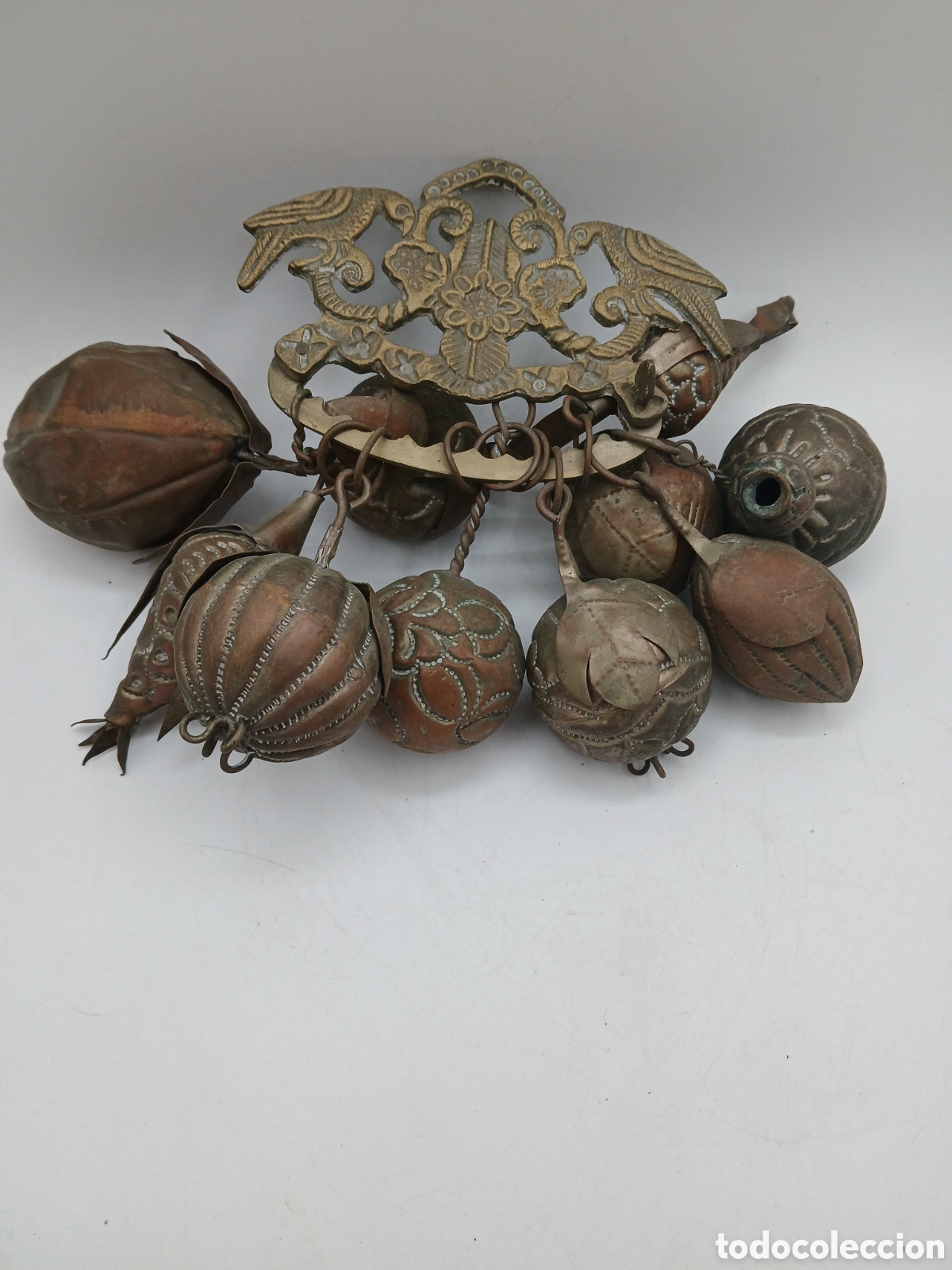 Antig&uuml;edades: Amuleto Penca de Balangadan. Bronce y lat&oacute;n - Foto 2